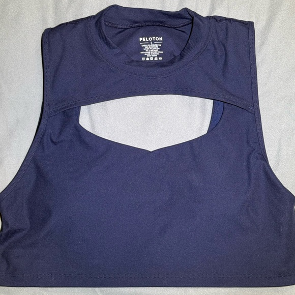 Peloton Cadent Rib Mock Neck Cutout Bra - Picture 3 of 3